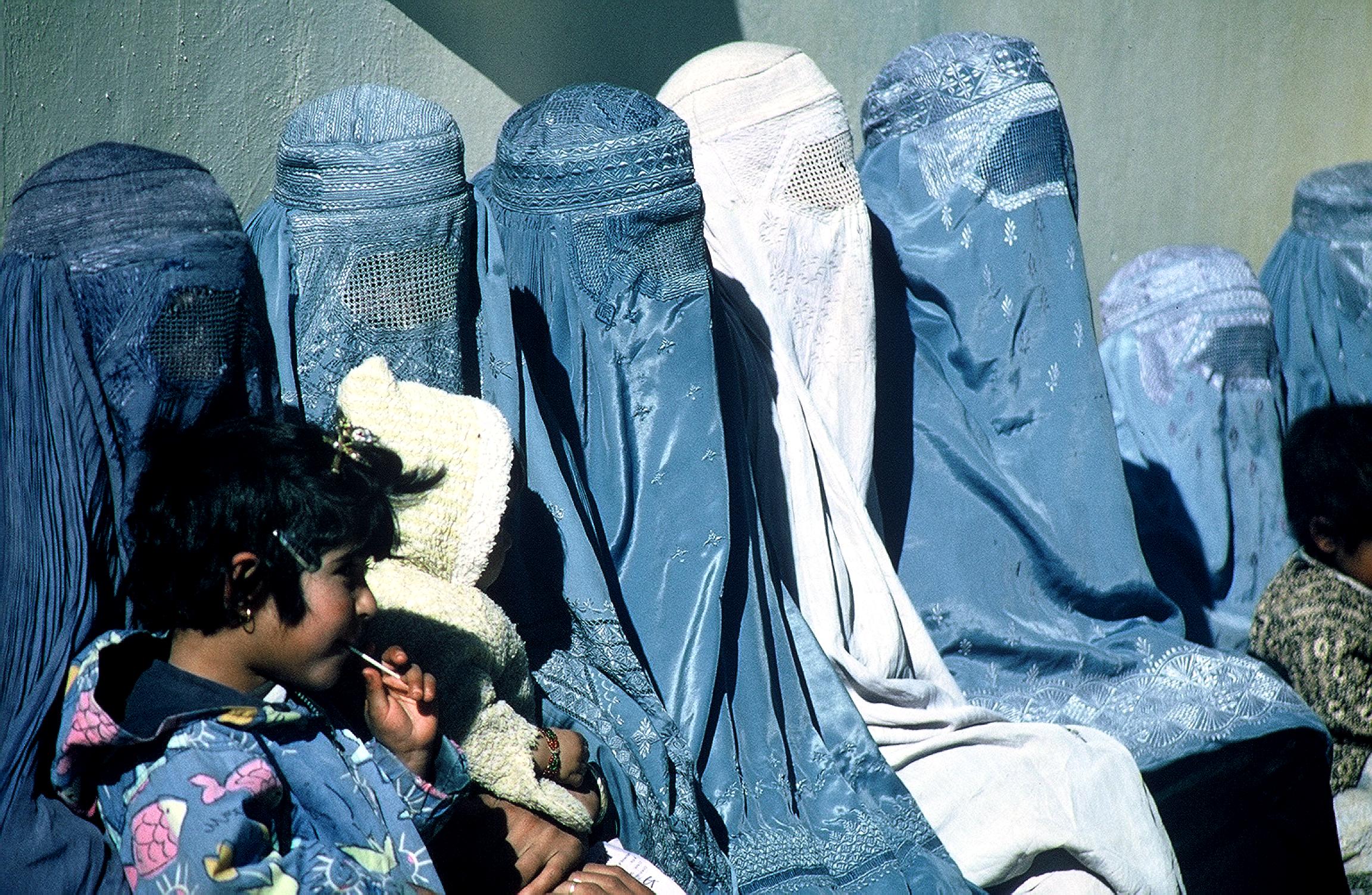 situazione donne afghanistan spiegata facile
